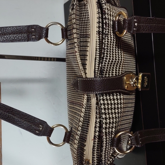 Chaps Bags Chaps Houndstooth Check Woven Fabric Shoulder Bag With